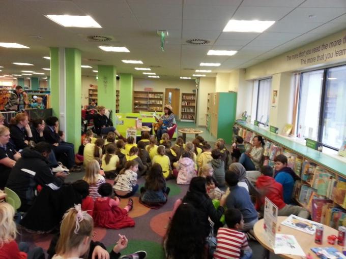 Reading to Brownies at Swansea Library