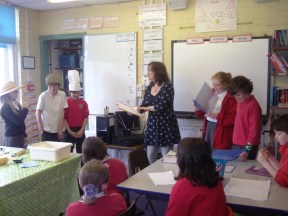 Wendy White with Year 6 Narrators and Actors at Ysgol y Castell, Kidwelly
